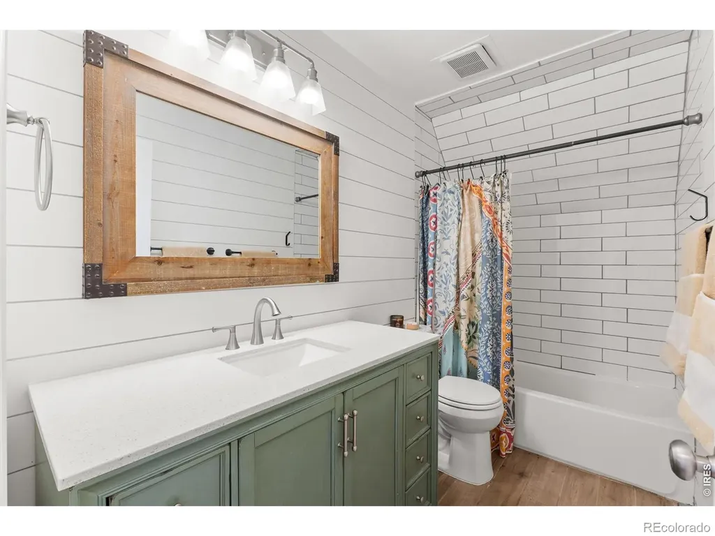 1512 Sunnyside Drive Loveland CO 80538