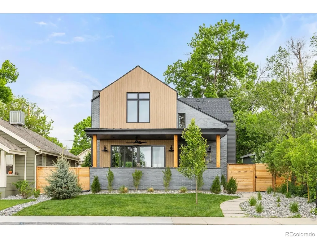 109 3rd Avenue Superior CO 80027