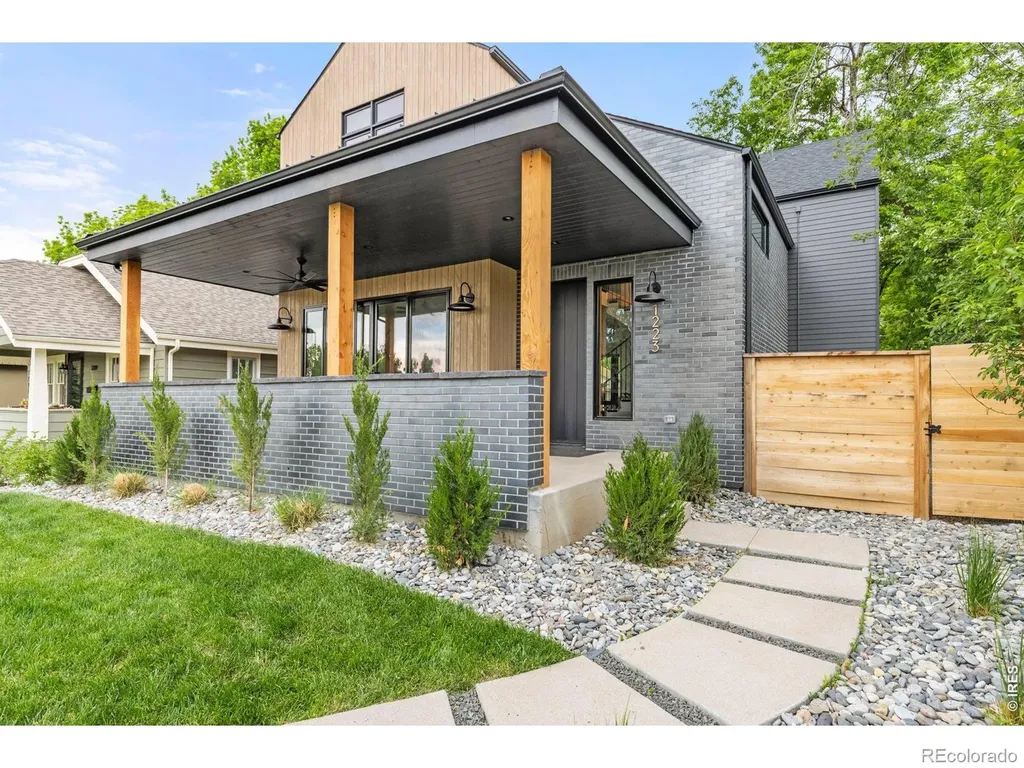 109 3rd Avenue Superior CO 80027