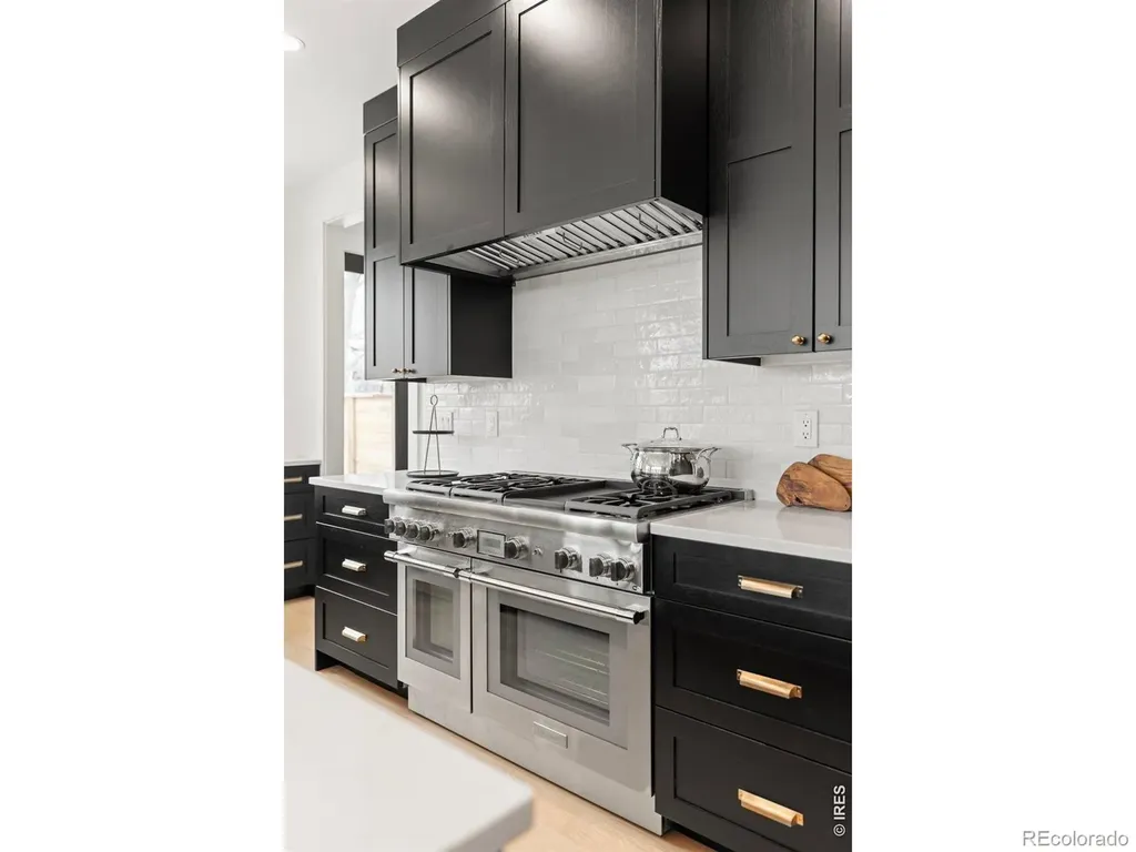 109 3rd Avenue Superior CO 80027