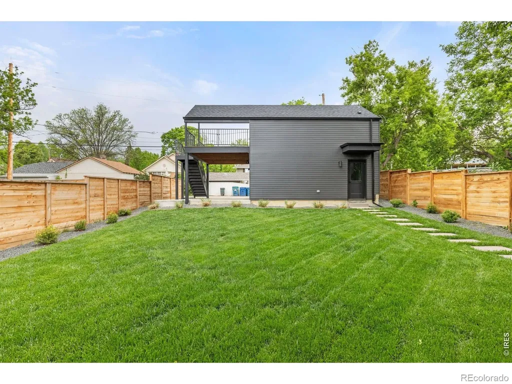 109 3rd Avenue Superior CO 80027