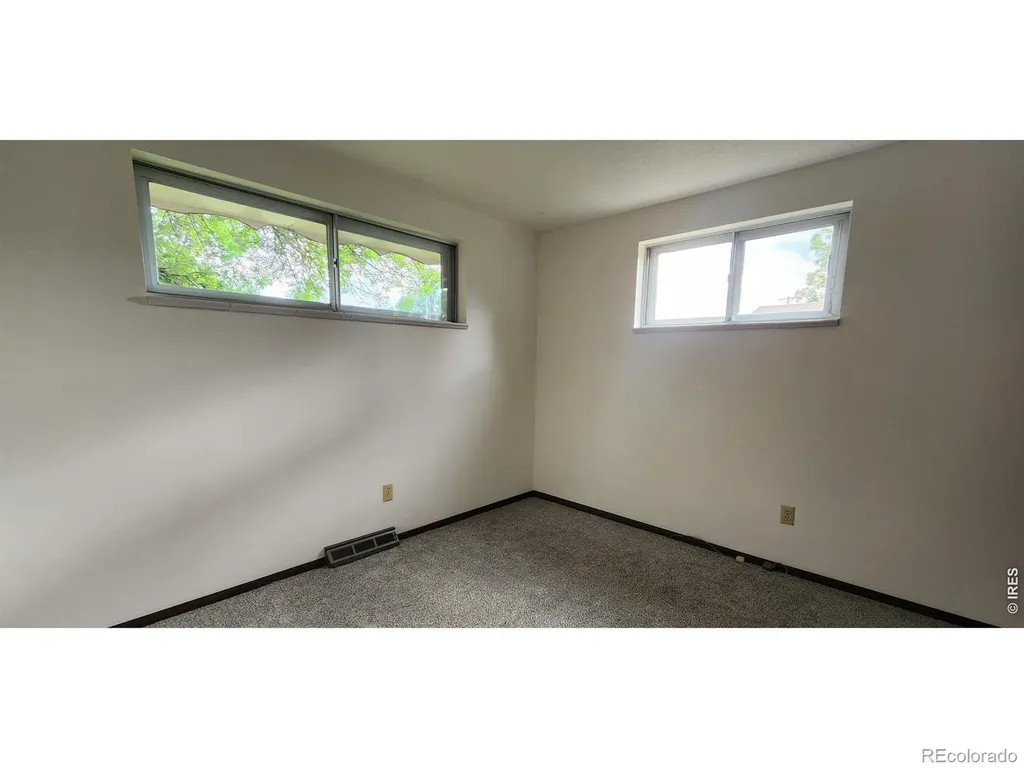 521 W 33rd Street Loveland CO 80538