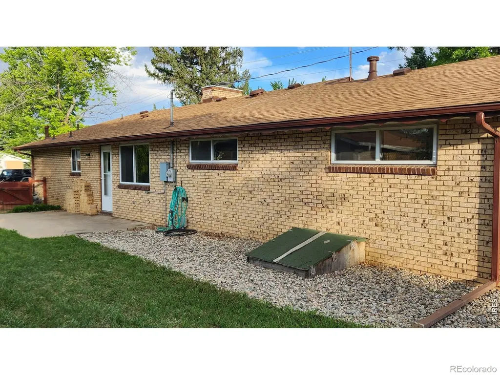 521 W 33rd Street Loveland CO 80538