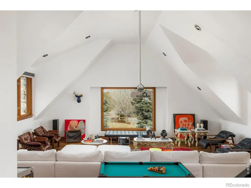 8906 Little Raven Trail Longmont CO 80503