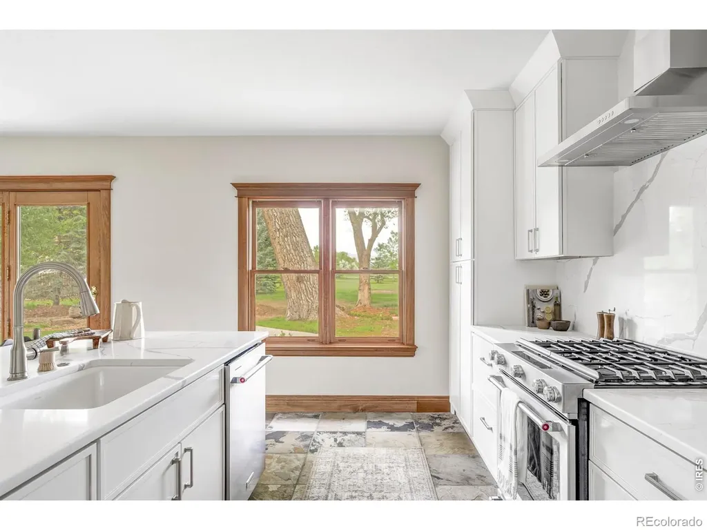 7410 N 83rd Street Niwot CO 80503