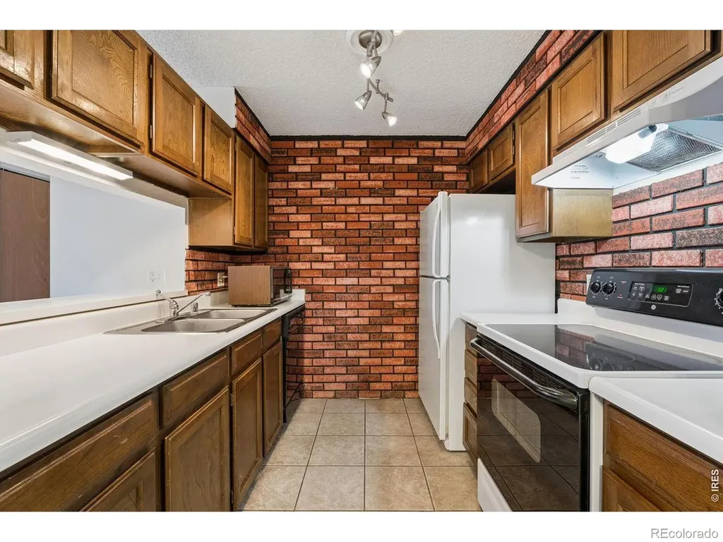 6505 Kalua Road Boulder CO 80301