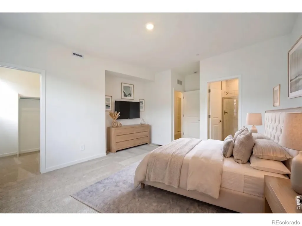 2817 Bear Springs Circle Longmont CO 80503