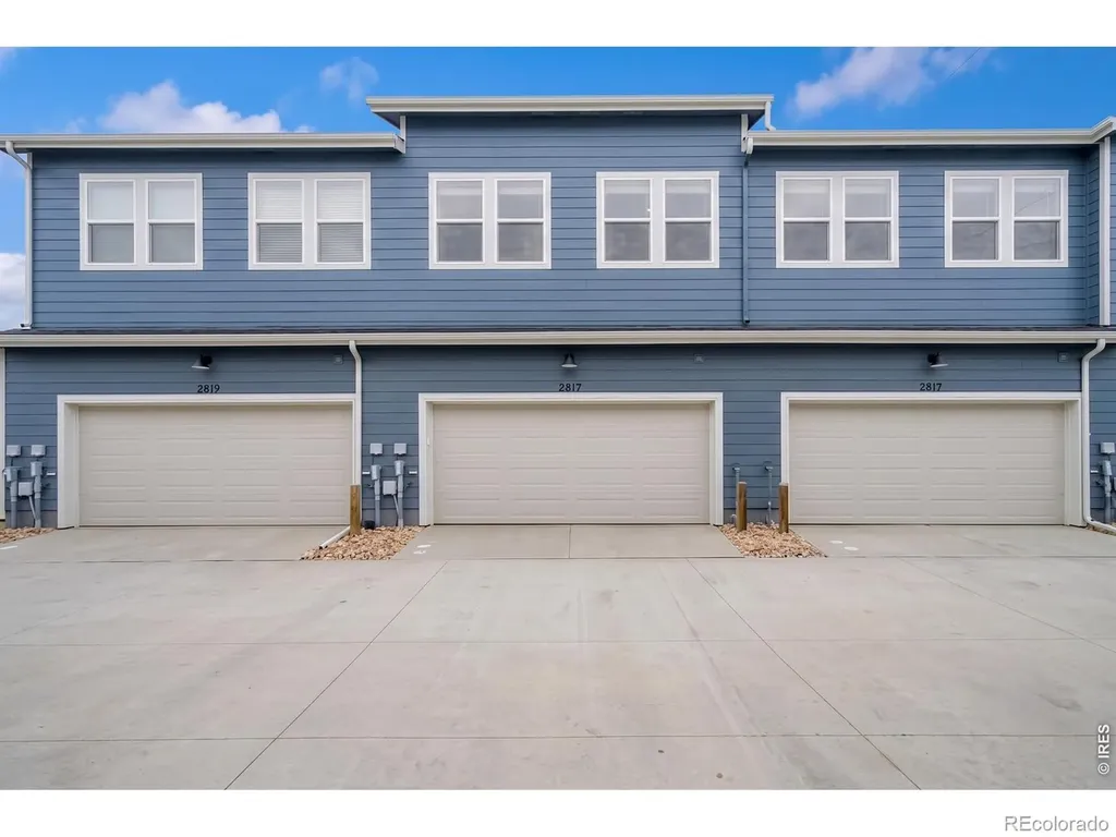 2817 Bear Springs Circle Longmont CO 80503