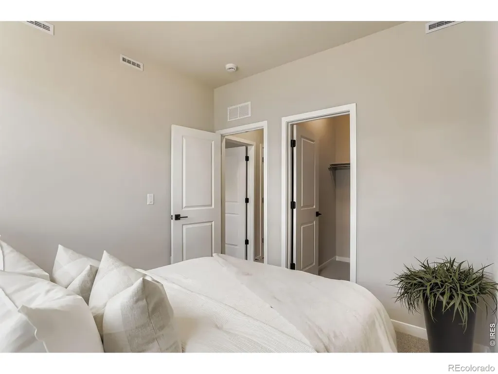 2817 Bear Springs Circle Longmont CO 80503
