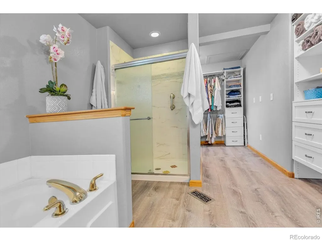 2607 Falcon Drive Longmont CO 80503