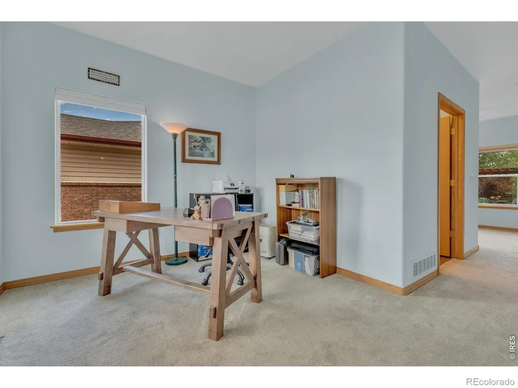 2607 Falcon Drive Longmont CO 80503