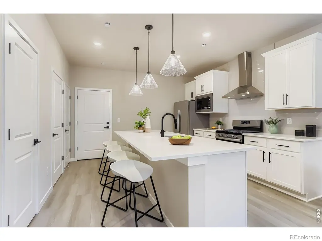 2819 Bear Springs Circle Longmont CO 80503
