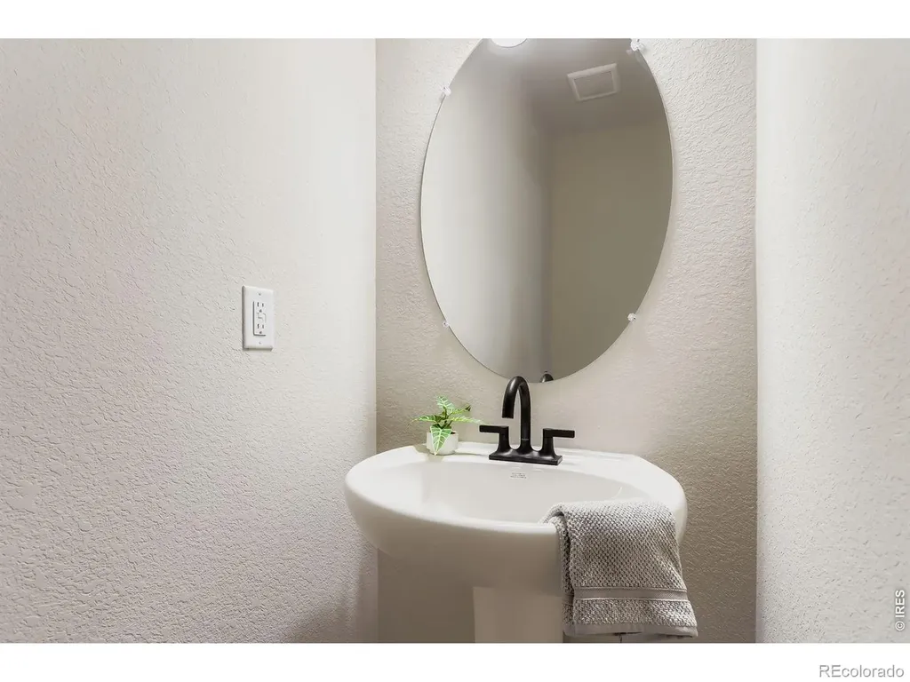 2819 Bear Springs Circle Longmont CO 80503