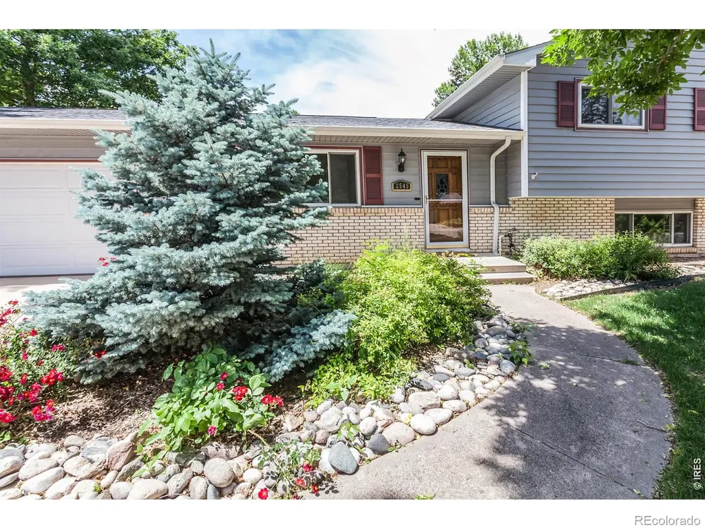 2549 Newport Drive Fort Collins CO 80526
