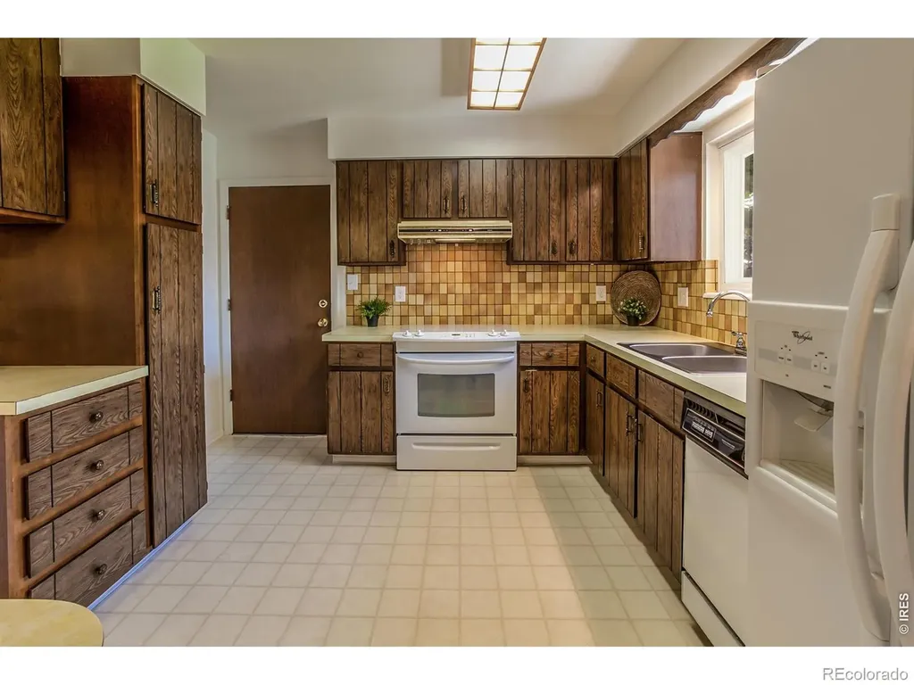 2549 Newport Drive Fort Collins CO 80526