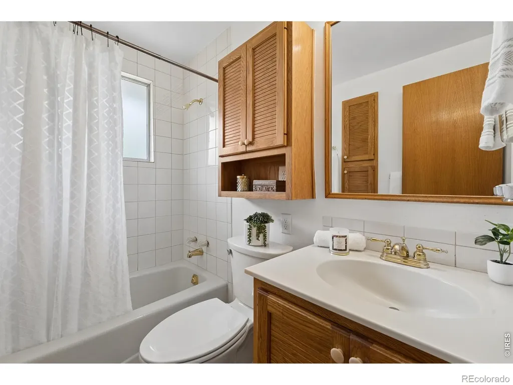 727 Ithaca Drive Boulder CO 80305