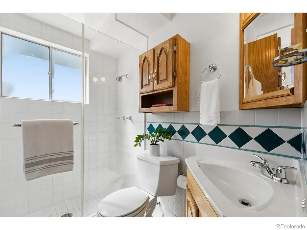 727 Ithaca Drive Boulder CO 80305