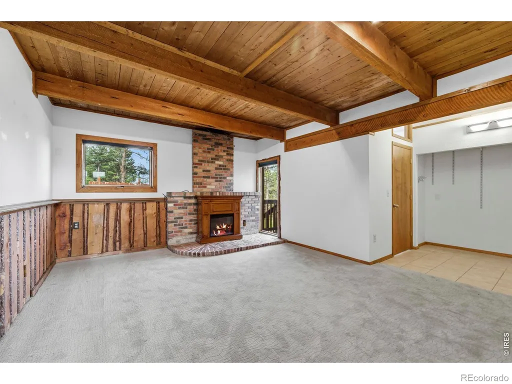 8238 Sugarloaf Road Boulder CO 80302