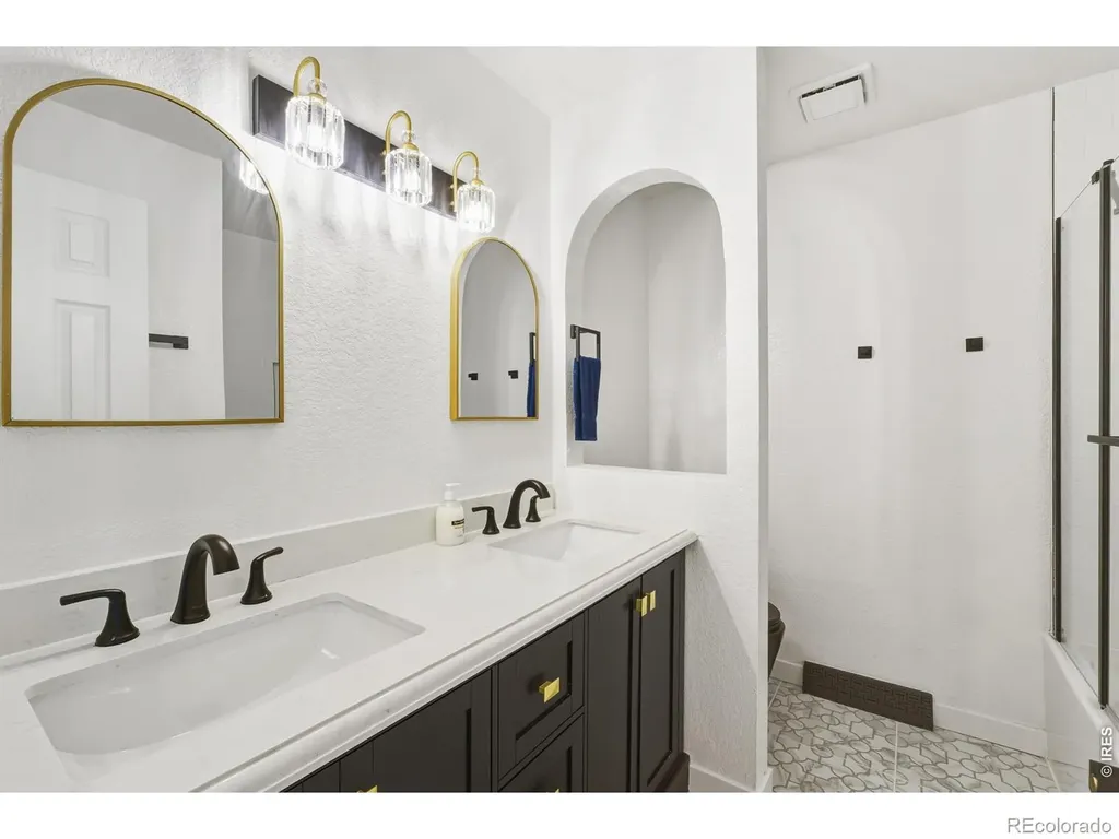 1080 S Garrison Street Lakewood CO 80226