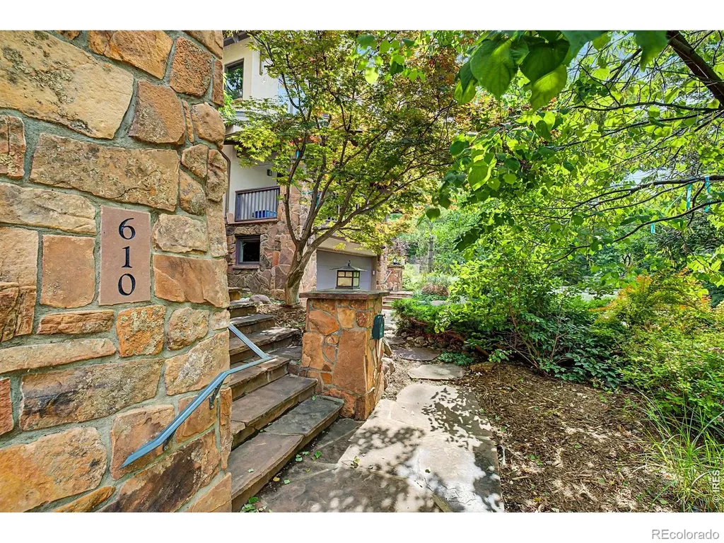 610 Streamside Lane Boulder CO 80302