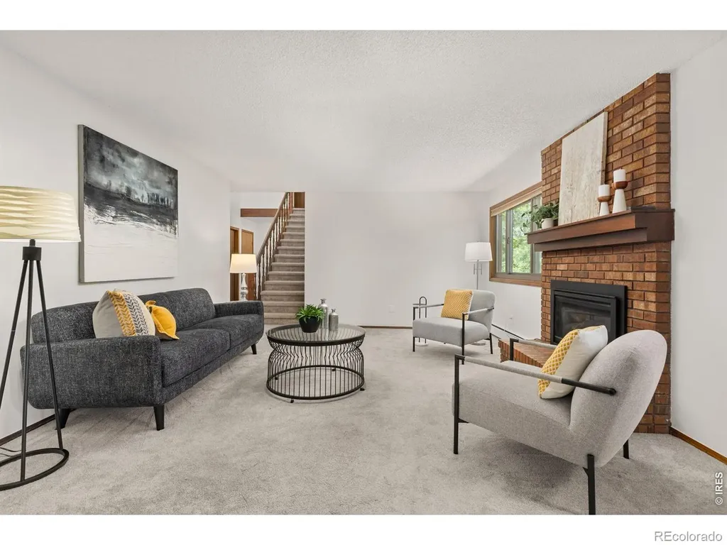 417 Westview Court Longmont CO 80504
