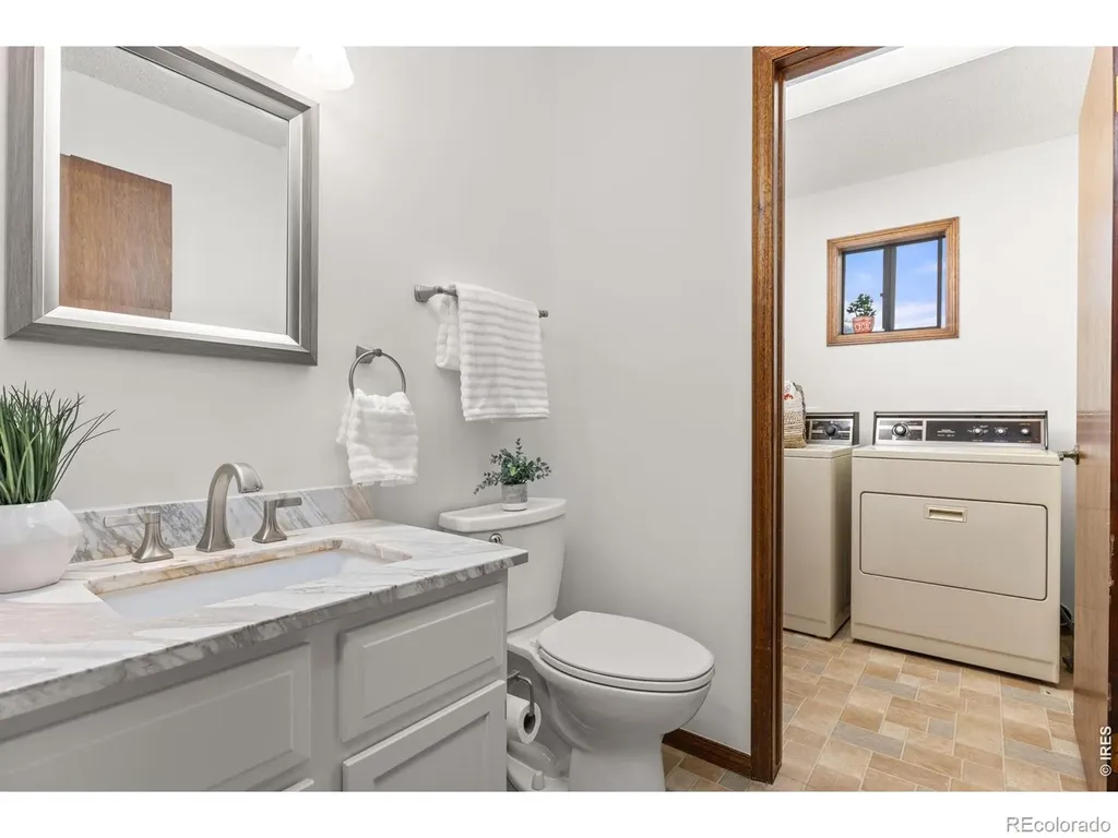 417 Westview Court Longmont CO 80504