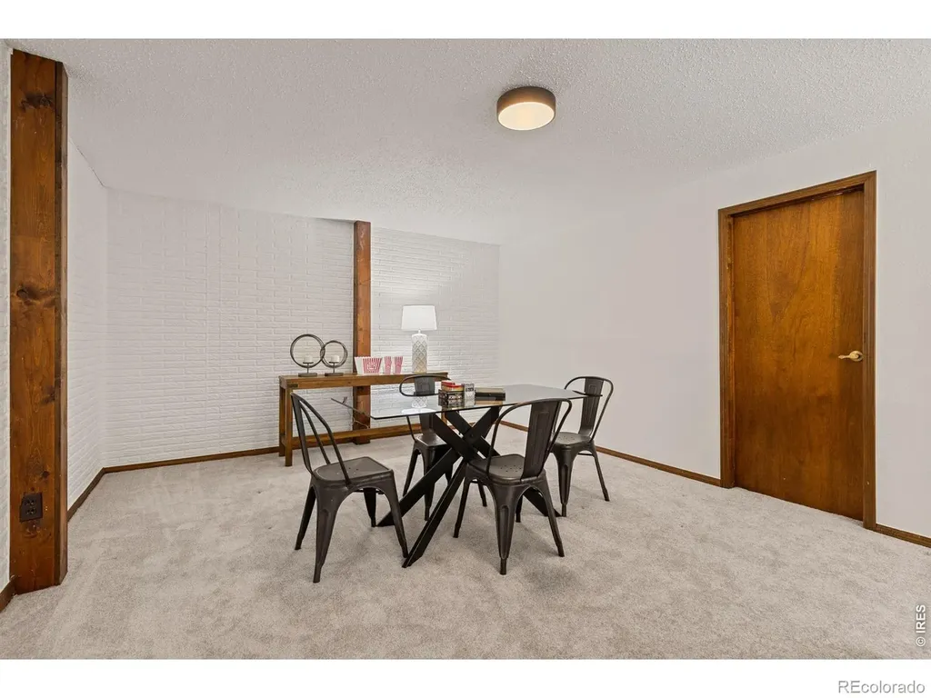 417 Westview Court Longmont CO 80504
