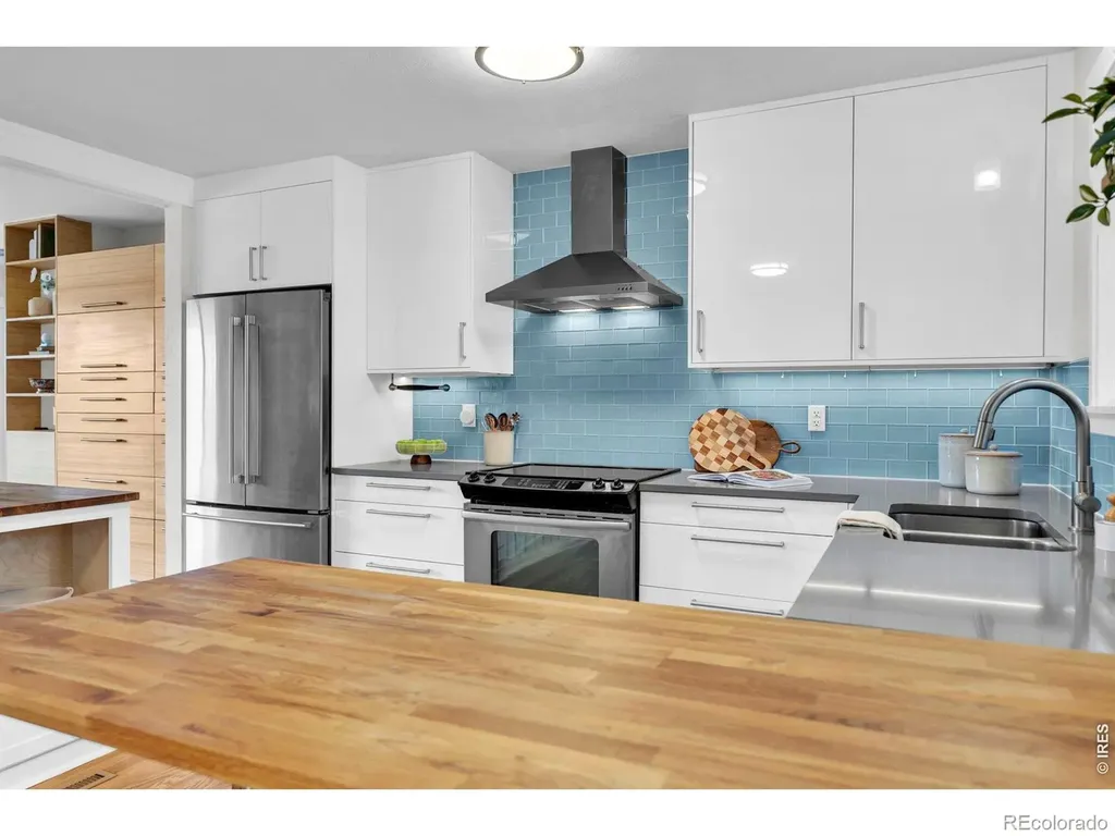 1065 Gillaspie Drive Boulder CO 80305