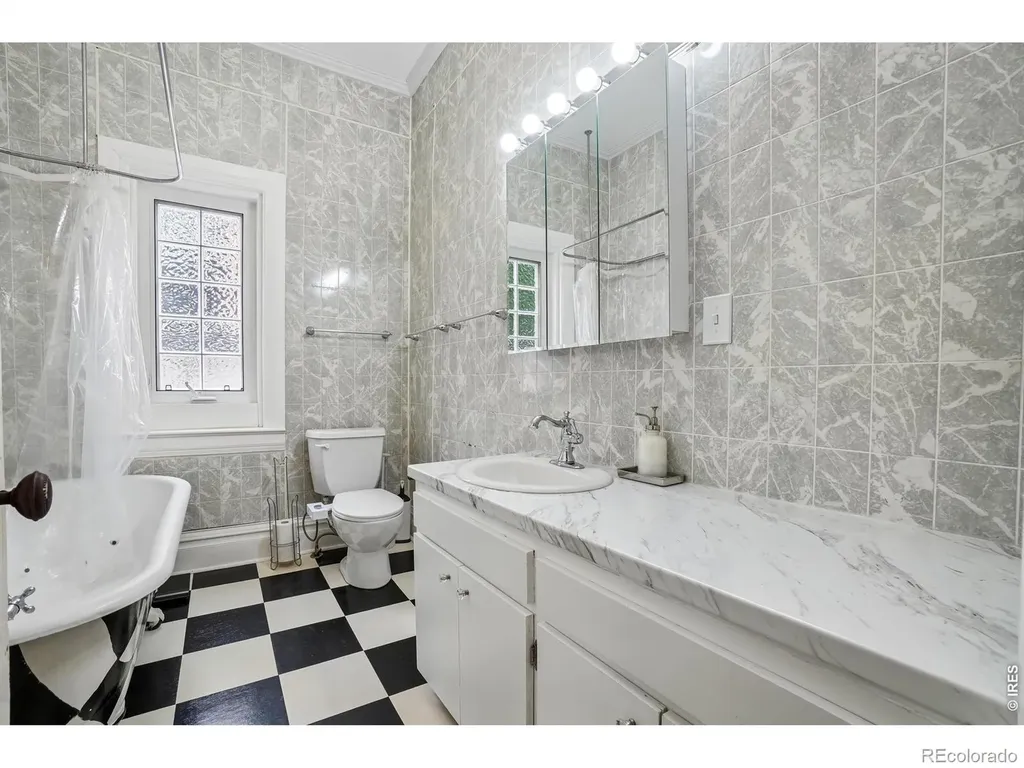 837 N Jefferson Avenue Loveland CO 80537