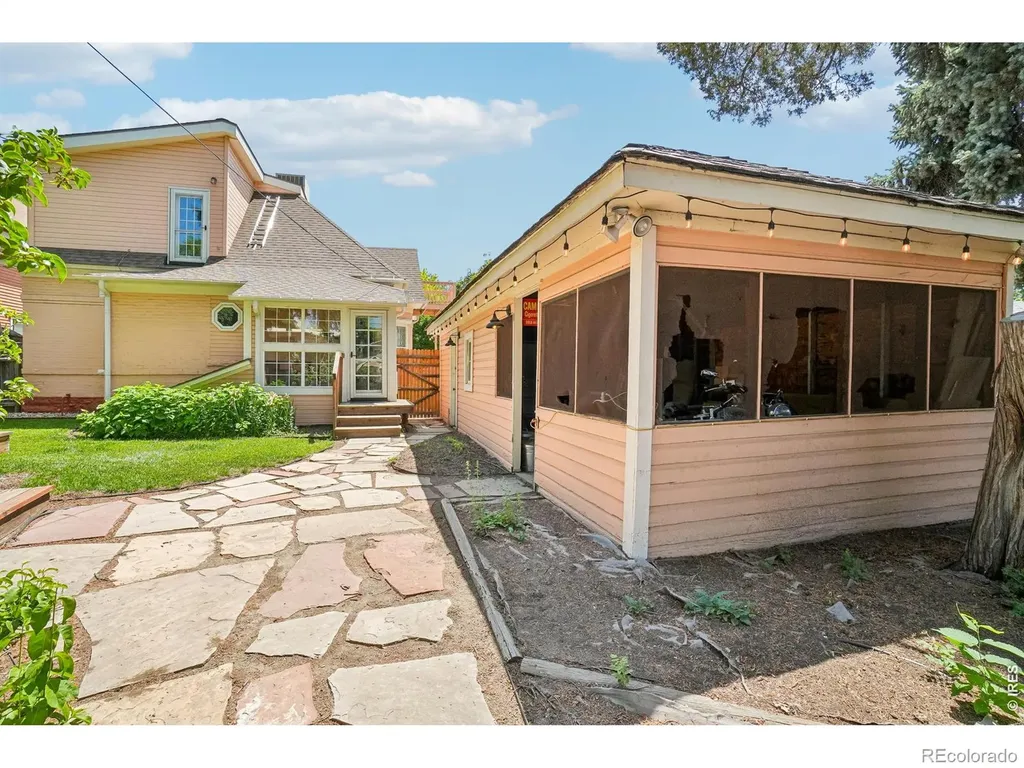 837 N Jefferson Avenue Loveland CO 80537