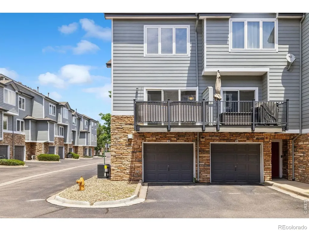 2761 W Riverwalk Circle Littleton CO 80123