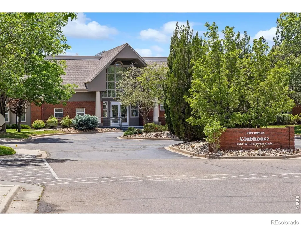 2761 W Riverwalk Circle Littleton CO 80123