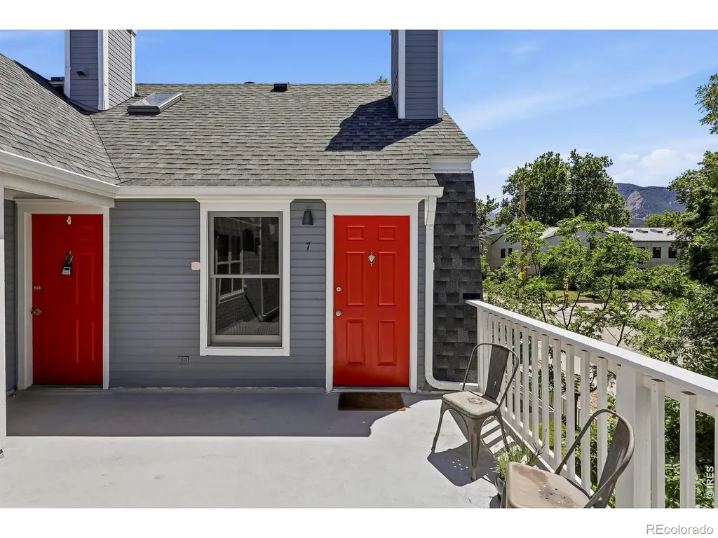 2205 Arapahoe Avenue Boulder CO 80302