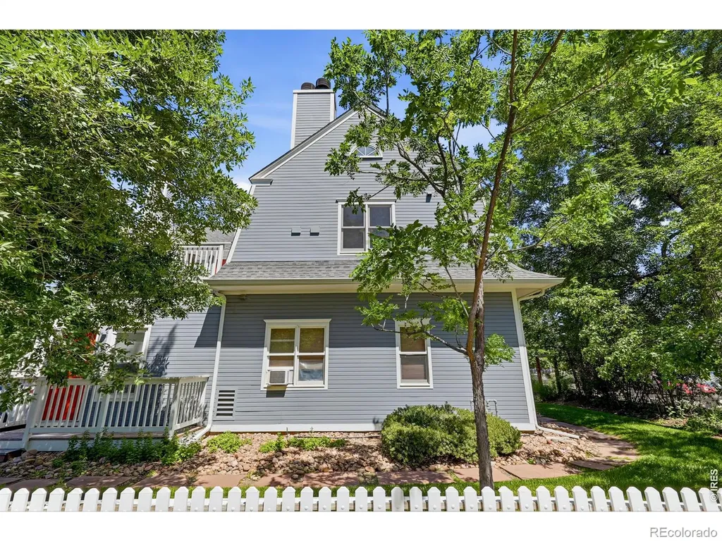 2205 Arapahoe Avenue Boulder CO 80302