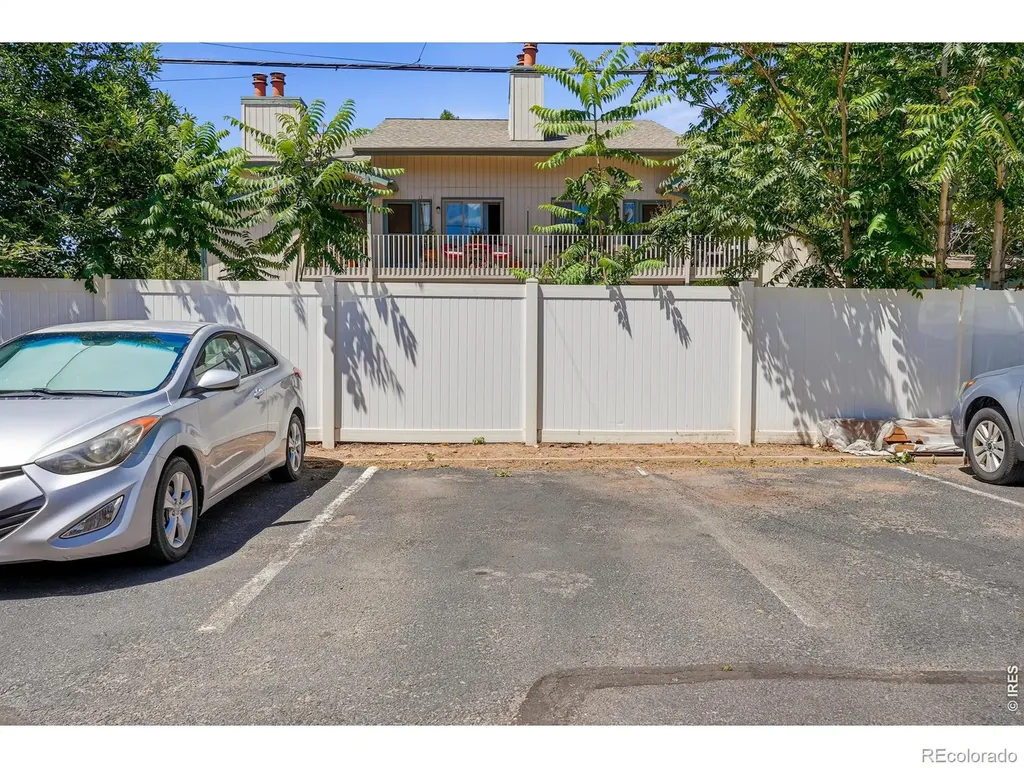 2205 Arapahoe Avenue Boulder CO 80302