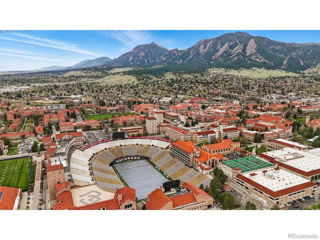 2205 Arapahoe Avenue Boulder CO 80302