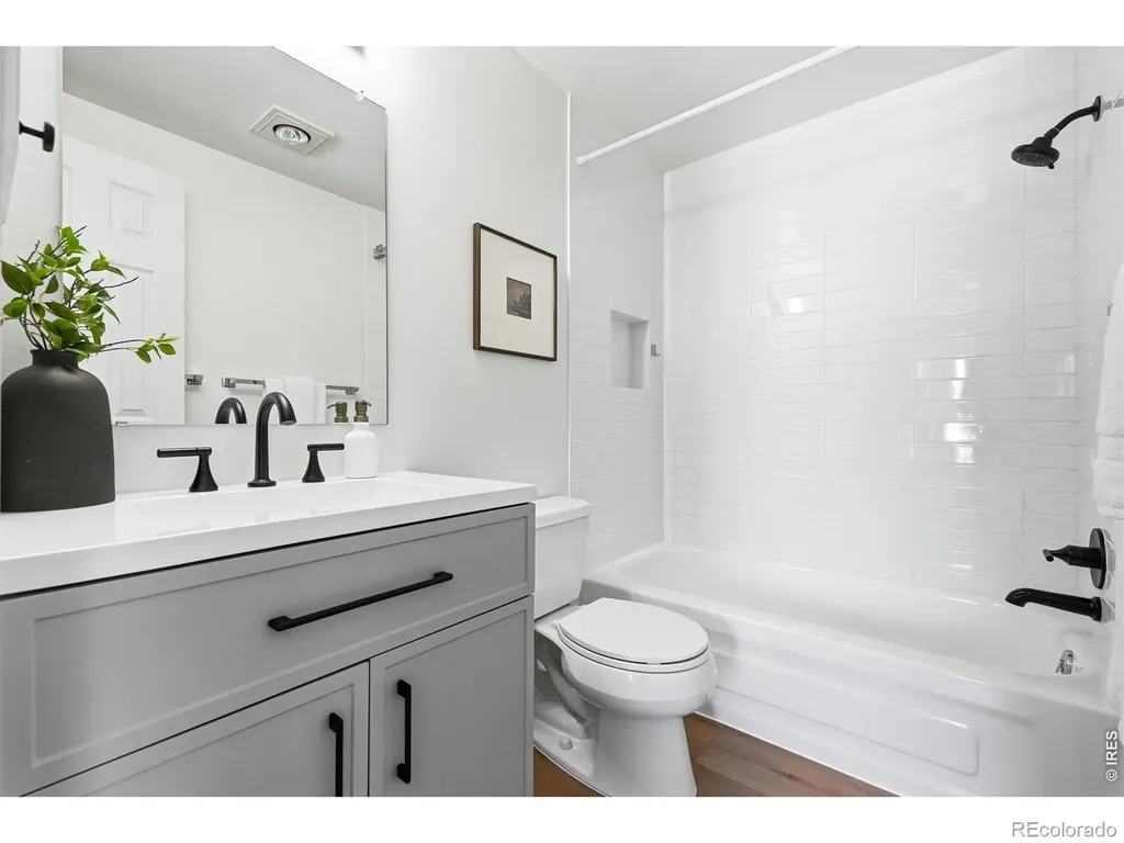 2205 Arapahoe Avenue Boulder CO 80302