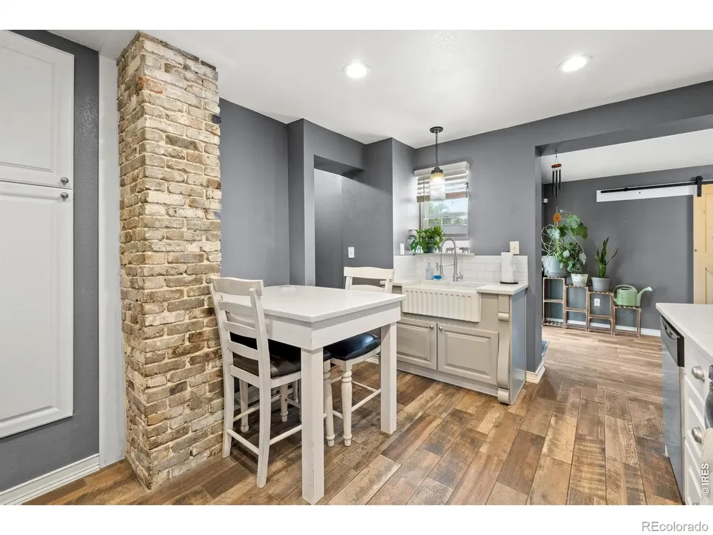 802 S 6th Avenue Sterling CO 80751