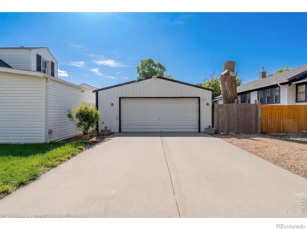 802 S 6th Avenue Sterling CO 80751