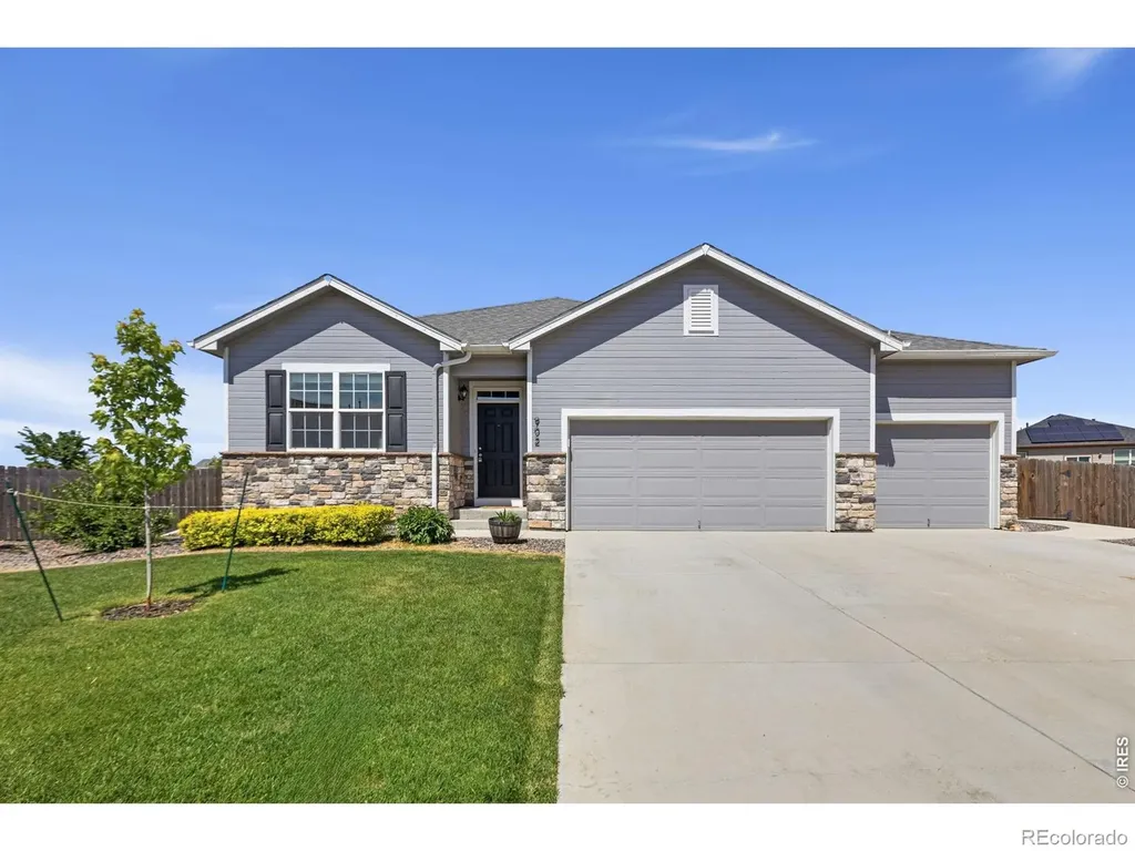 902 Pierson Court Windsor CO 80550