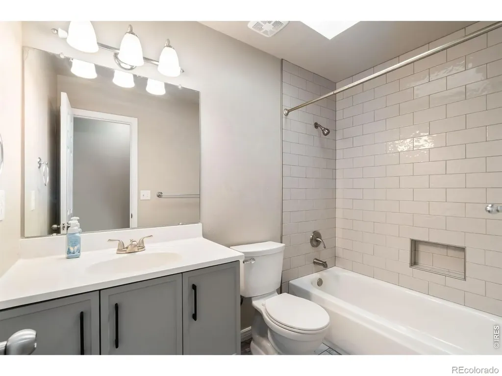 883 W 44th Street Loveland CO 80538