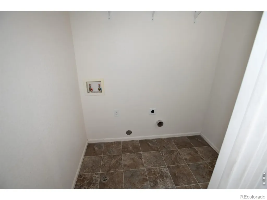 4698 Andes Way Denver CO 80249
