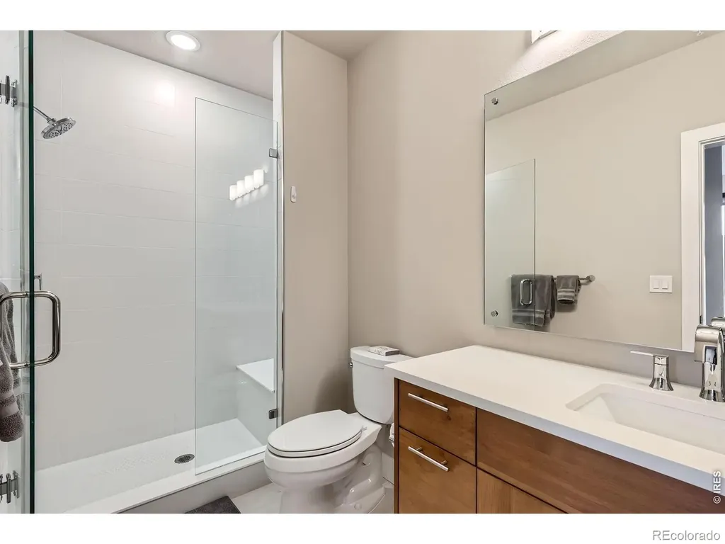 6618 E Lowry Boulevard Denver CO 80230