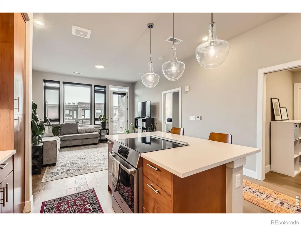 6618 E Lowry Boulevard Denver CO 80230