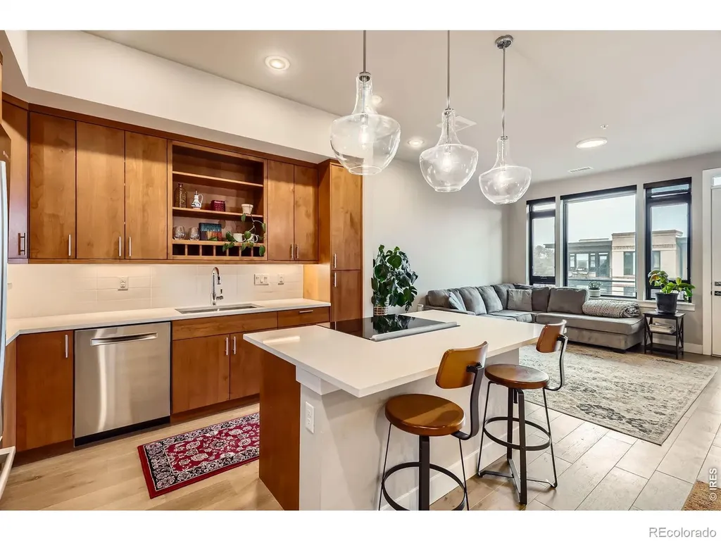 6618 E Lowry Boulevard Denver CO 80230