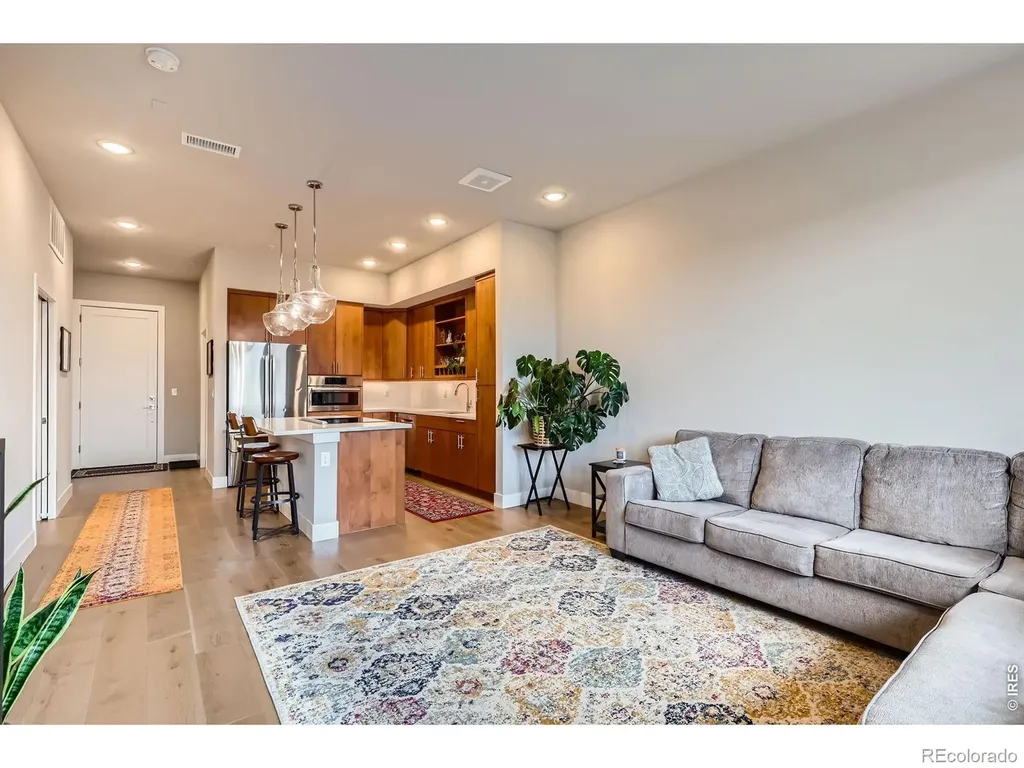 6618 E Lowry Boulevard Denver CO 80230