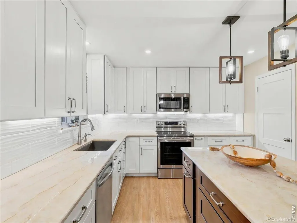 1805 Agate Court Loveland CO 80538