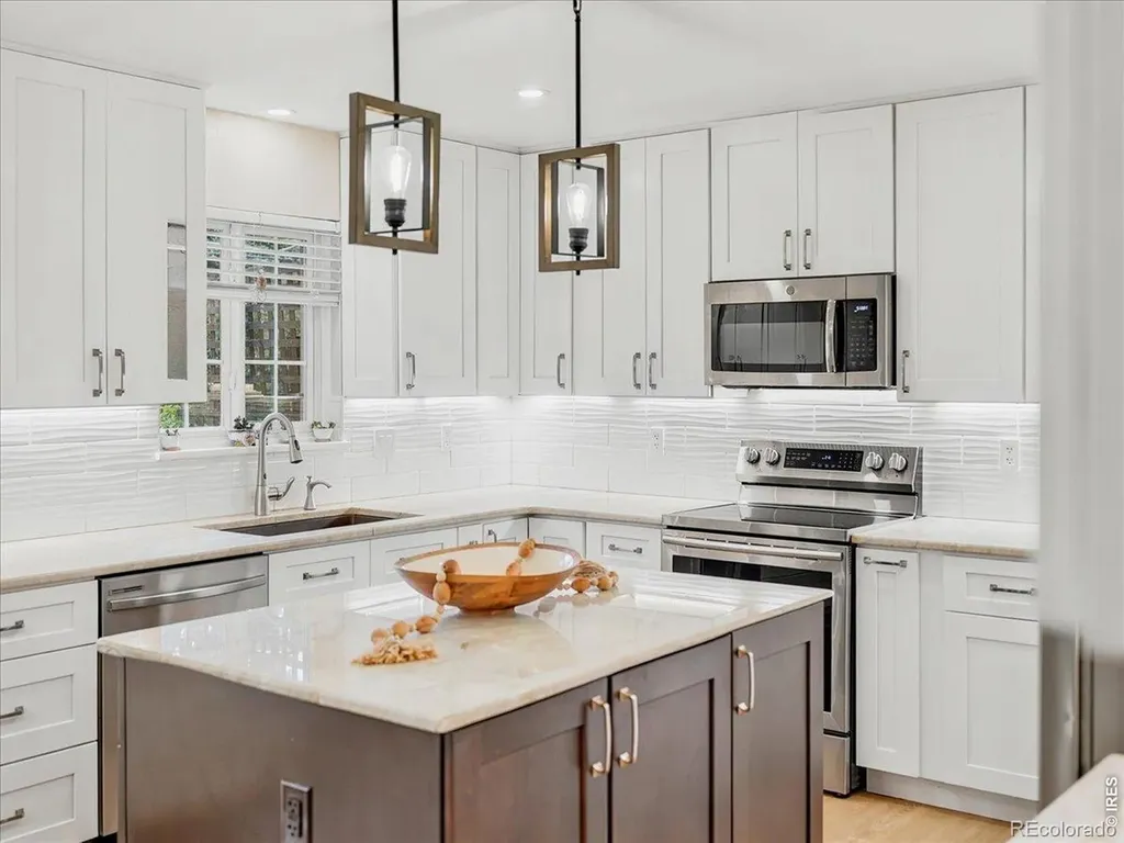 1805 Agate Court Loveland CO 80538