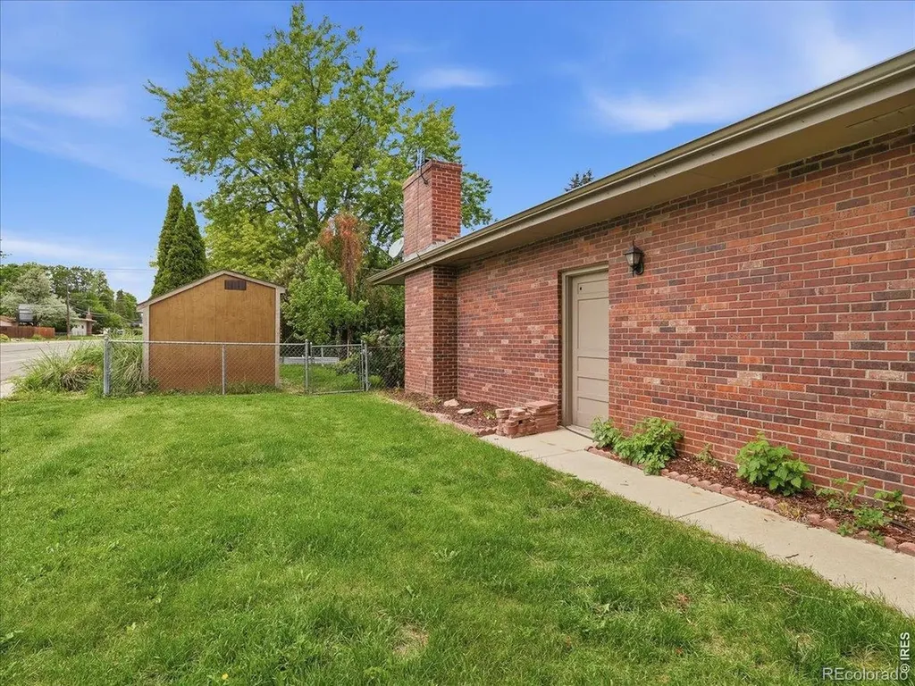 1805 Agate Court Loveland CO 80538