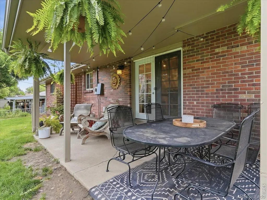 1805 Agate Court Loveland CO 80538
